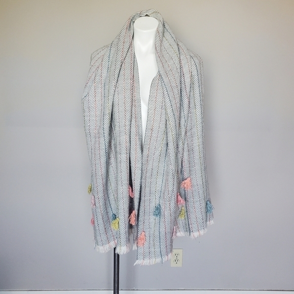 Francesca's Women's Tassel Scarf Boho Chic Wrap NWT - Picture 3 of 10